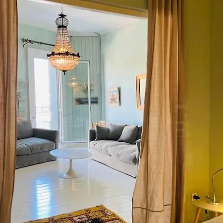 Maison De Charme à Appartement